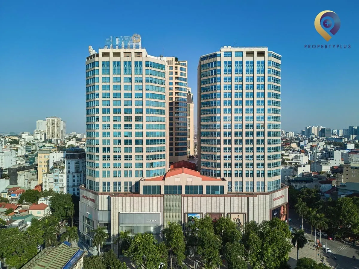Toàn cảnh tòa nhà Vincom Center Bà Triệu từ trên cao